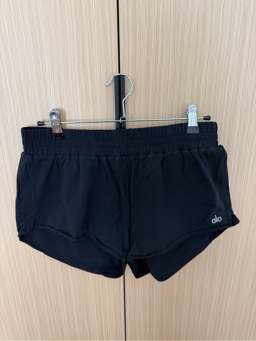 ALO Yoga Black Women's Athletic Shorts with Elastic Waist